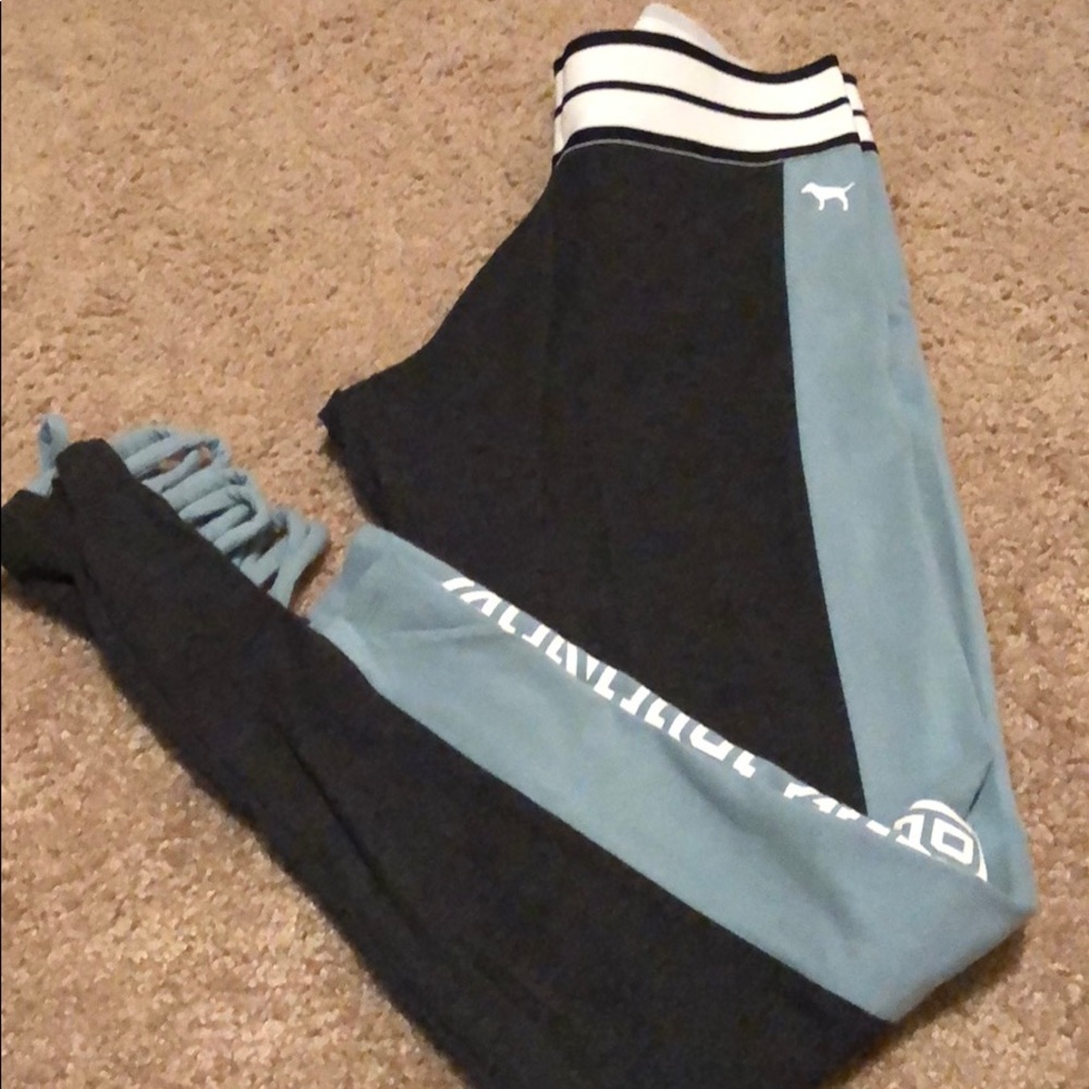 Victoria secret yoga pants XS